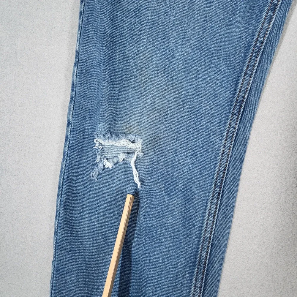 Levi's 505 Jeans Men's 34x32 Light Wash Blue Regular Fit Straight Leg Distressed